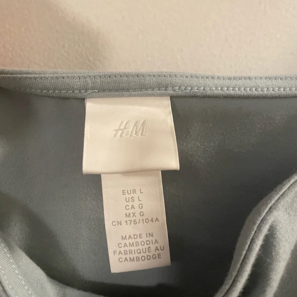 H&M bodysuit (NWOT) - Picture 2 of 5